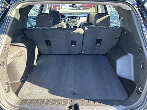 Used 2021 Chevrolet Equinox LS FWD image 18