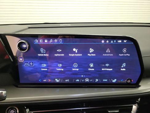 New 2026 Chevrolet Traverse LT w/ Driver Confidence Package FWD image 8
