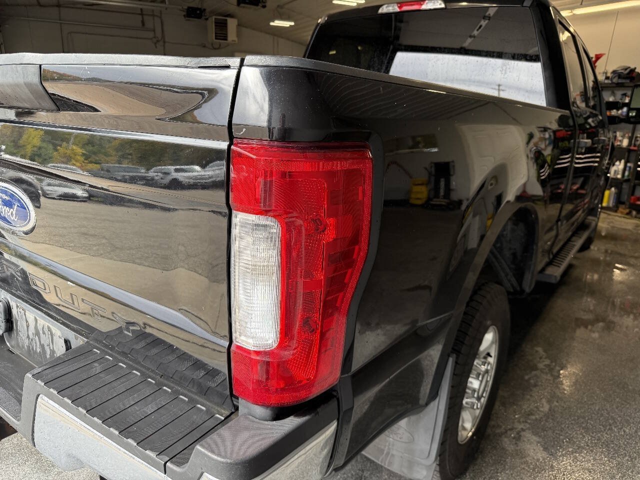 Used 2019 Ford F250 XLT AWD/4WD image 6