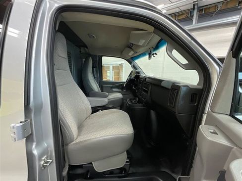 Used 2024 Chevrolet Express 2500 w/ Driver Convenience Package RWD image 21