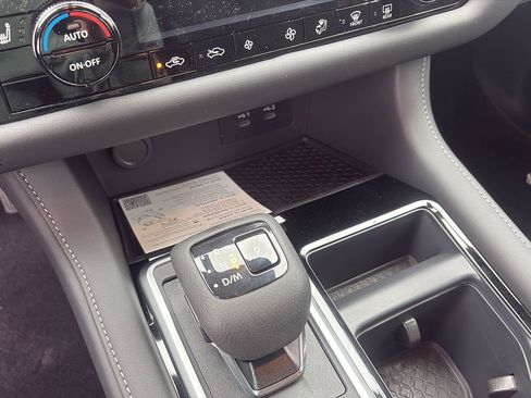 New 2026 Nissan Pathfinder SV image 27