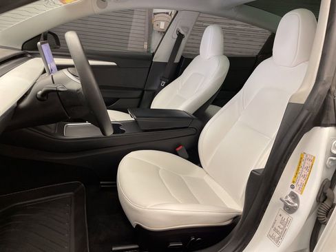 Used 2023 Tesla Model 3 Performance image 17