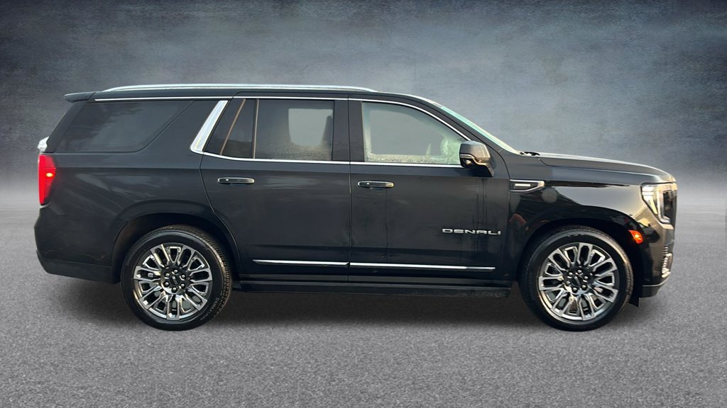 Used 2023 GMC Yukon Denali Ultimate AWD/4WD image 31