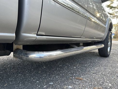 Used 2007 GMC Sierra 2500 SLE w/ Snow Plow Prep Package image 8