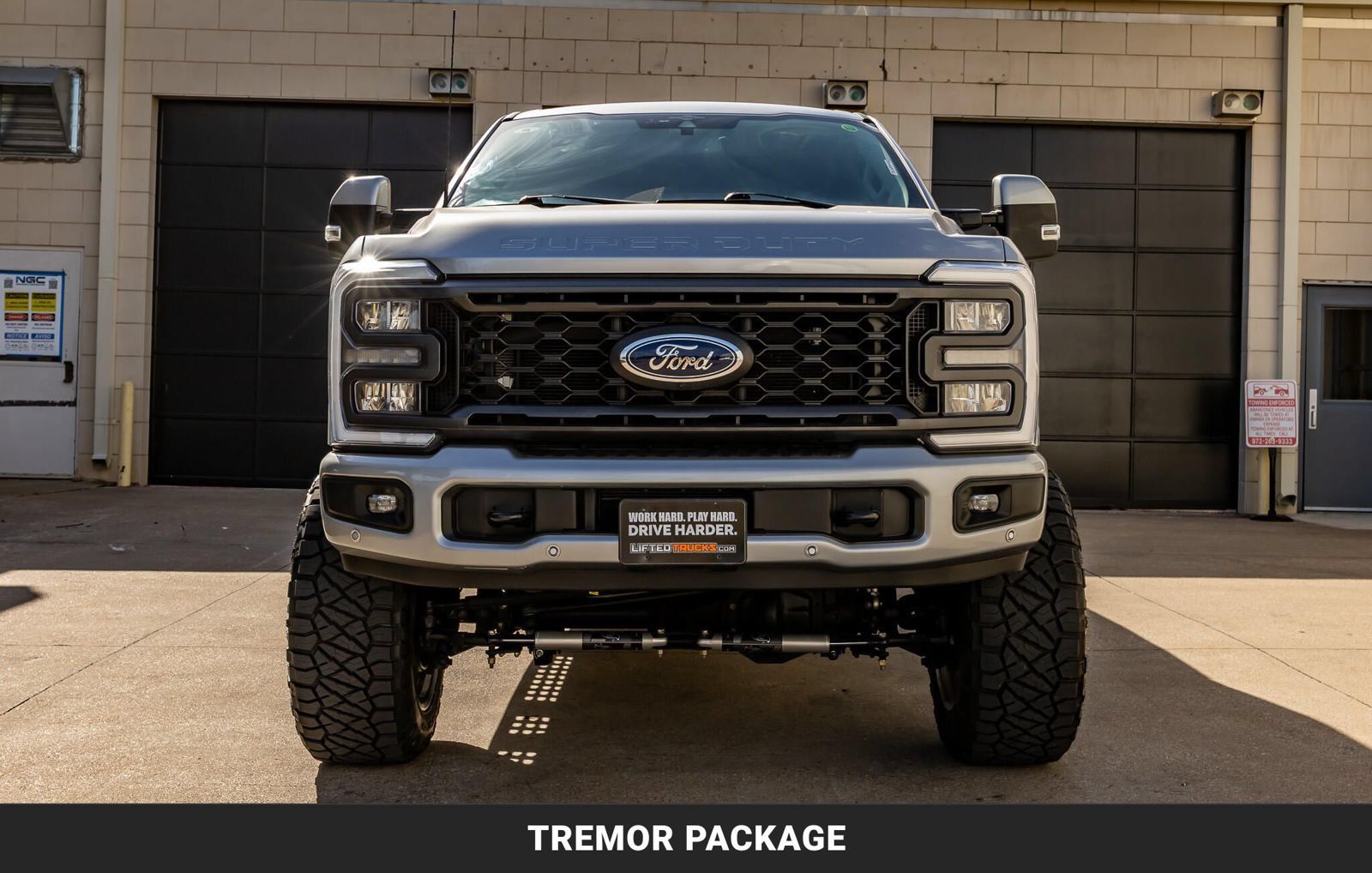 Used 2023 Ford F250 Lariat w/ Lariat Ultimate Package AWD/4WD image 3