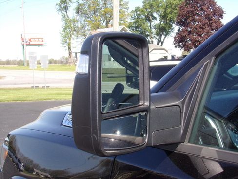 Used 2025 RAM 1500 Big Horn AWD/4WD image 17