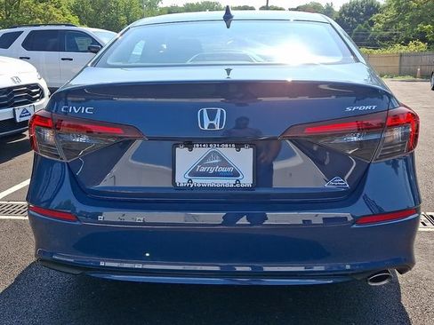 Certified 2025 Honda Civic Sport image 5