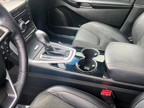 Used 2016 Ford Edge Sport w/ Equipment Group 401A AWD/4WD image 17