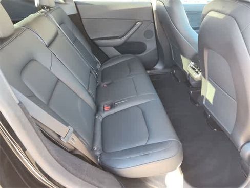 Used 2023 Tesla Model Y Long Range image 21
