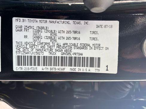 Used 2018 Toyota Tacoma TRD Off-Road AWD/4WD image 33