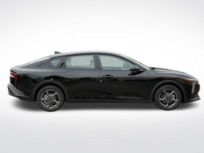 New 2025 Kia K4 LXS