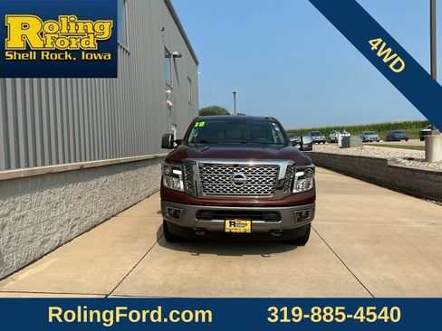 Used 2018 Nissan Titan Platinum Reserve w/ Platinum Utility Package AWD/4WD image 3