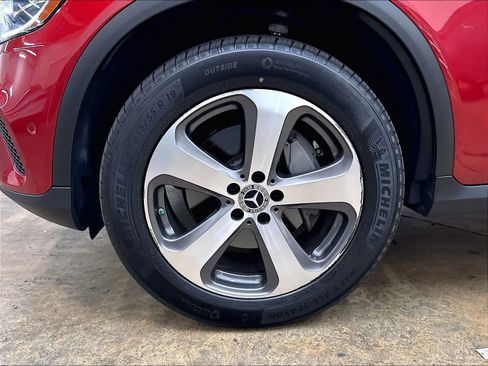 Used 2022 Mercedes-Benz GLC 300 4MATIC image 12