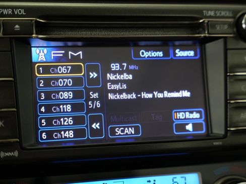 Used 2013 Toyota RAV4 XLE AWD/4WD image 20