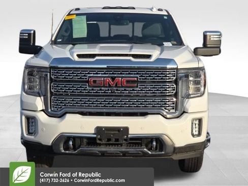 Used 2023 GMC Sierra 3500 Denali image 2