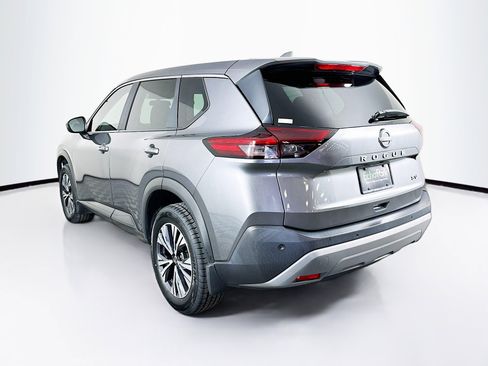Used 2023 Nissan Rogue SV FWD image 5
