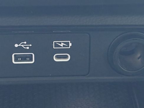 Used 2025 Honda CR-V EX image 6