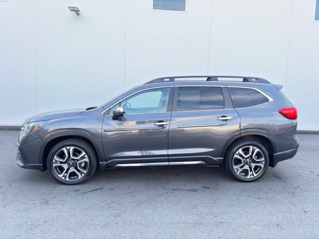 Used 2023 Subaru Ascent Touring AWD/4WD image 10