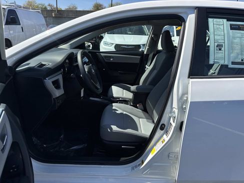Used 2015 Toyota Corolla LE image 20