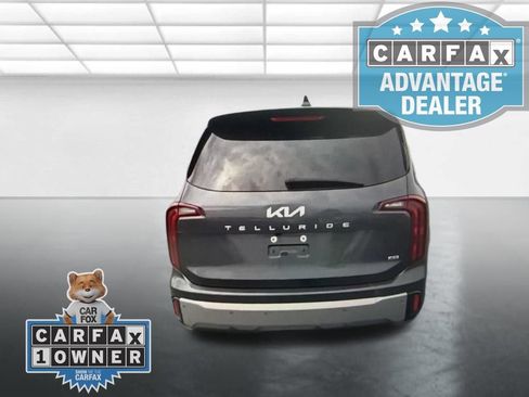 Used 2023 Kia Telluride LX AWD/4WD image 2