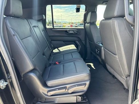 Certified 2025 Chevrolet Suburban Z71 AWD/4WD image 24