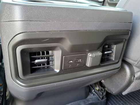 Used 2021 Chevrolet Silverado 1500 LT Trail Boss image 21