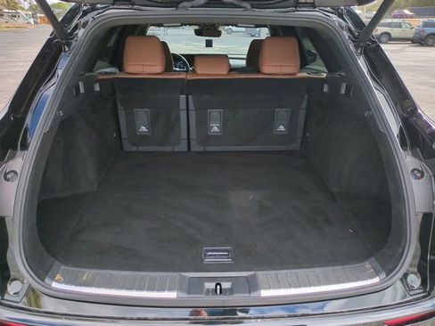 Used 2025 Toyota Crown Signia image 13