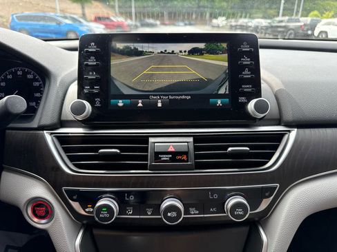 Used 2019 Honda Accord EX-L image 17