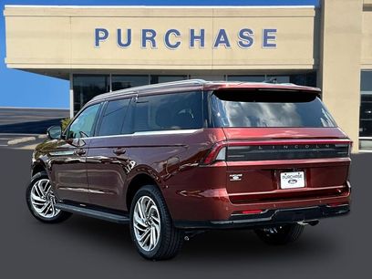New 2027 Lincoln Navigator L Premier
