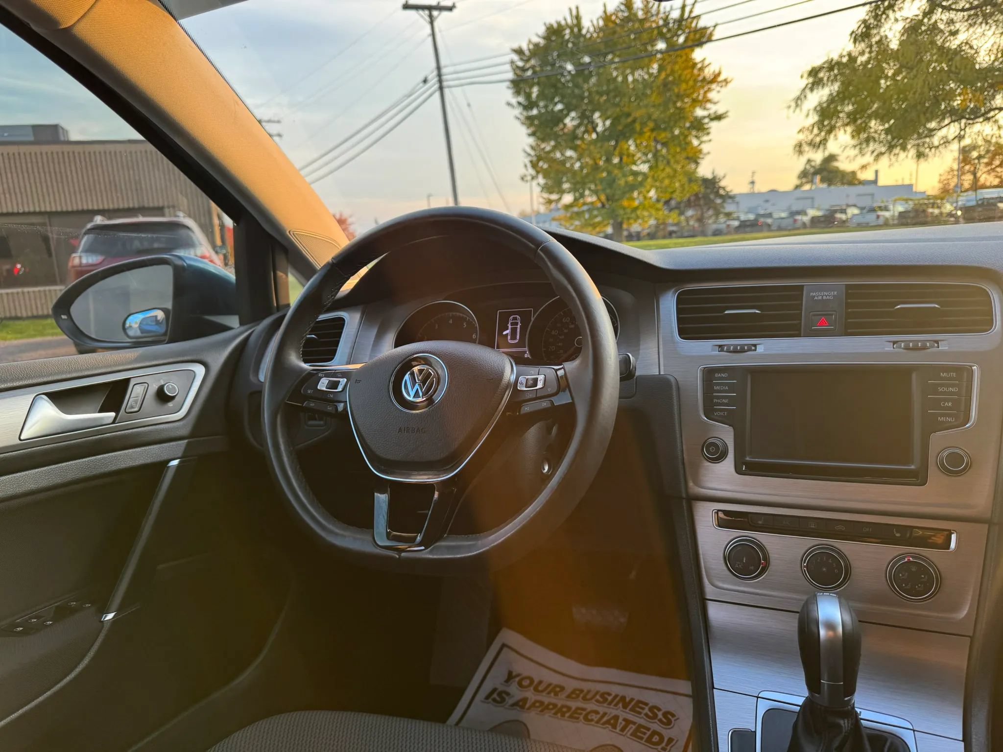 Used 2017 Volkswagen Golf S AWD/4WD image 14