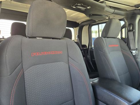 Used 2021 Jeep Gladiator Rubicon image 34