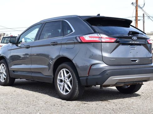 Used 2023 Ford Edge SEL w/ Convenience Package image 7