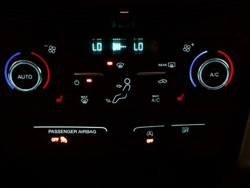 Certified 2017 Ford Escape SE image 31