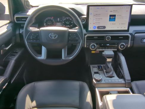 Used 2025 Toyota 4Runner Limited RWD image 14