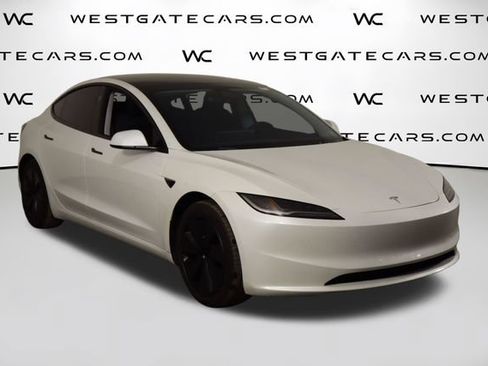 Used 2024 Tesla Model 3 Long Range AWD/4WD image 35