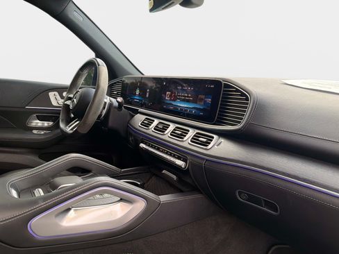 Used 2024 Mercedes-Benz GLE 53 AMG 4MATIC w/ AMG Night Package image 24