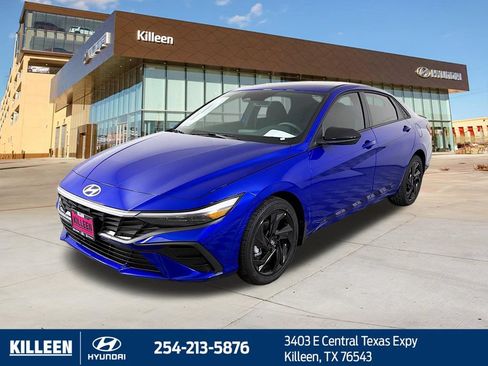 Used 2026 Hyundai Elantra Sport FWD image 4