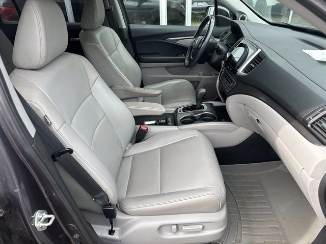 Used 2017 Honda Pilot EX-L image 12