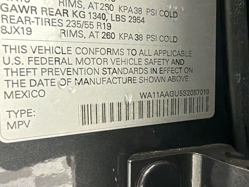 Certified 2025 Audi Q5 Premium w/ Convenience Package AWD/4WD image 18
