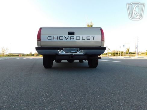 Used 1988 Chevrolet Silverado 1500 C10 Short Bed image 17