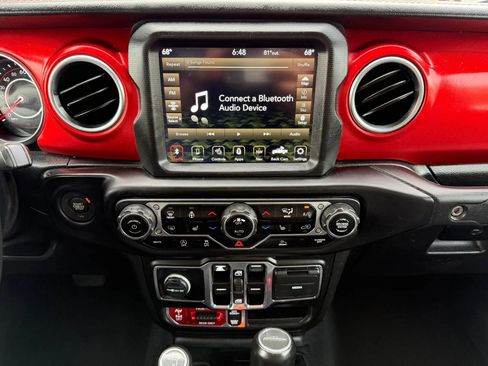 Used 2020 Jeep Gladiator Rubicon AWD/4WD image 26