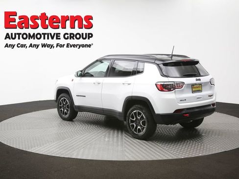 Used 2025 Jeep Compass Trailhawk AWD/4WD image 61