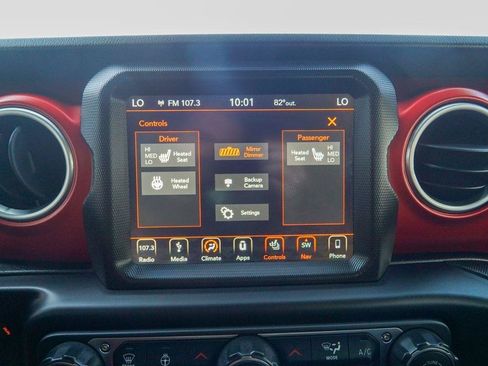 Used 2018 Jeep Wrangler Unlimited Rubicon w/ Dual Top Group AWD/4WD image 25