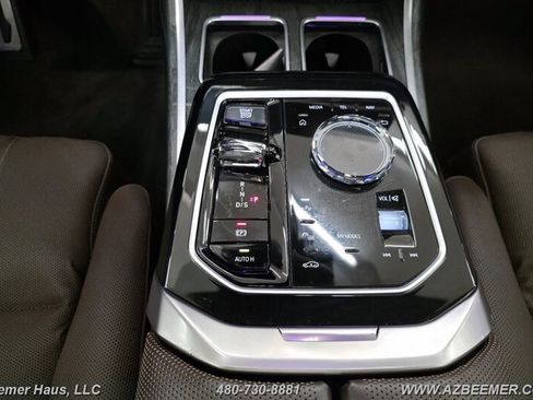Used 2024 BMW 740i xDrive w/ Executive Package AWD/4WD image 20