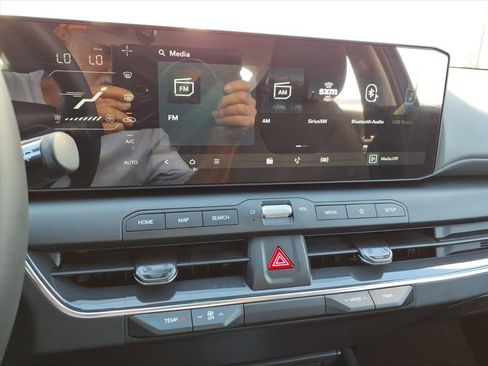 New 2025 Kia K4 EX image 16