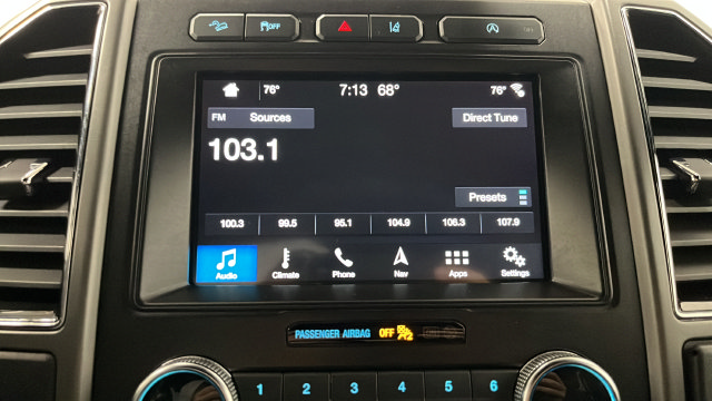 Used 2018 Ford Expedition Max XLT w/ Equipment Group 202A AWD/4WD image 31