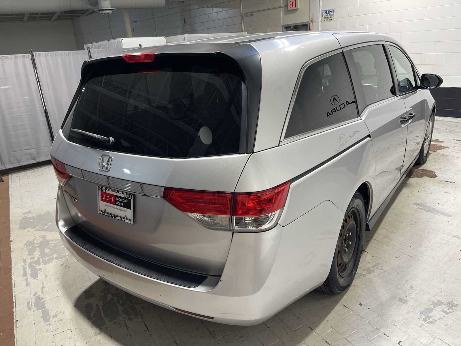 Used 2014 Honda Odyssey LX image 25