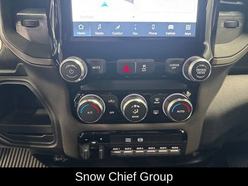 Used 2022 RAM 2500 Tradesman AWD/4WD image 3