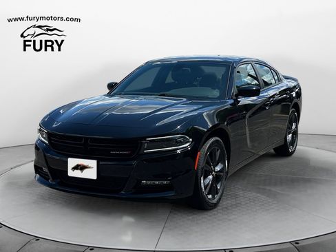 Used 2023 Dodge Charger SXT w/ Blacktop Package AWD/4WD image 7