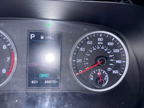 Used 2024 Kia K5 GT-Line w/ GT-Line Premium Package FWD image 8